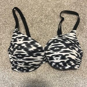 Victoria’s Secret PINK push up bra